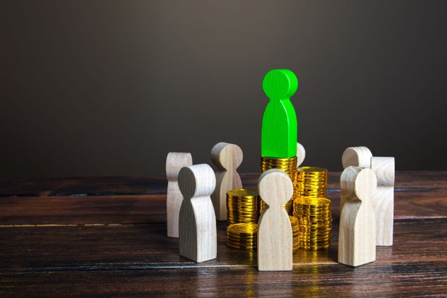 Does Executor Get Paid Before Beneficiaries